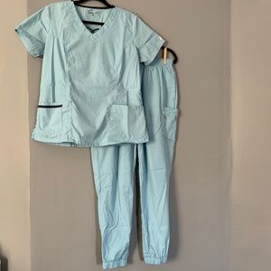 Uniform Advantage Jogger Scrub Set